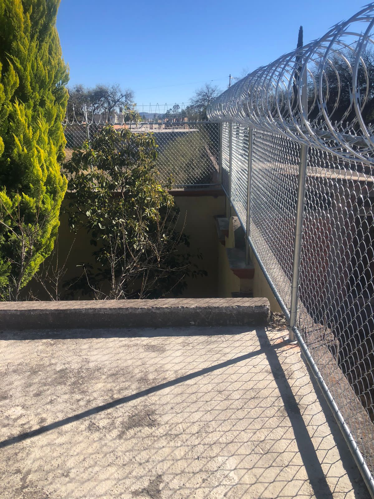 Detalle de alambre de concertina